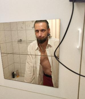 Zum Profil von Ague83