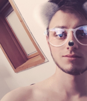 Zum Profil von Alex1996Alex