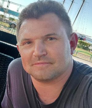 Zum Profil von Alex324