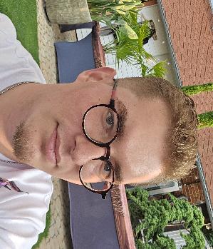 Zum Profil von AlexLeckt
