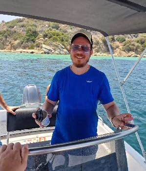 Zum Profil von AlexSmith1