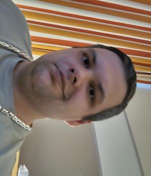 Zum Profil von AlexX1992