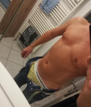 Sex Inserat von: Alwayshappy2025