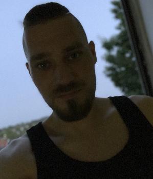 Zum Profil von Amaru31