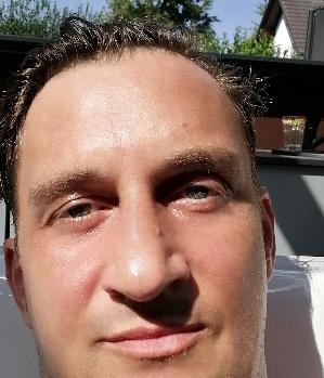 Zum Profil von Arfster