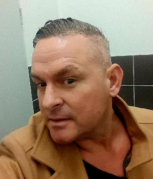 Zum Profil von ArmaniCode78