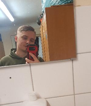 Zum Profil von Arno1999