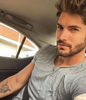 Zum Profil von Bachelor25