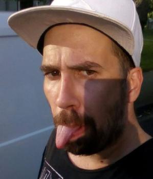 Zum Profil von Bangulovely77