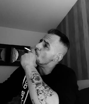 Zum Profil von Bface83