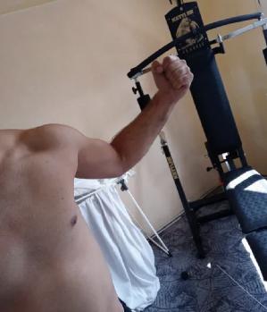 Sex Inserat von: Bigcocc18cm