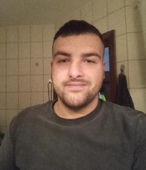 Zum Profil von Biglove97