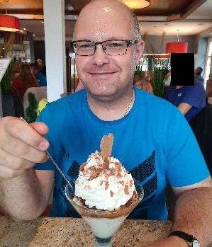 Zum Profil von BlackyT