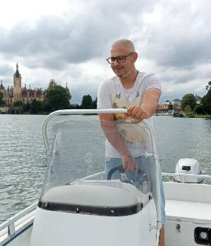 Zum Profil von Bobby87