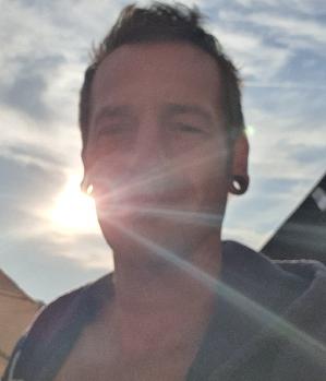 Zum Profil von CallMeADog