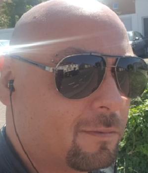 Zum Profil von Chilese