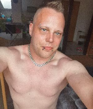 Zum Profil von Chris2104