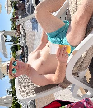 Chris_123