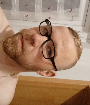 Zum Profil von Click90