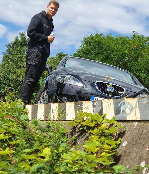 Zum Profil von CupraLeon