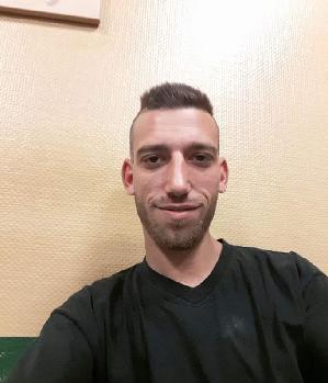 Zum Profil von DanielSexgott1909