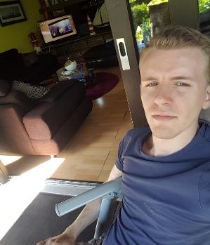 Zum Profil von Dannyrowhh