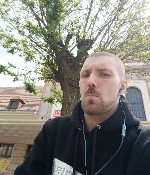 Zum Profil von Dave692