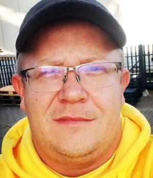 Zum Profil von Dennis80