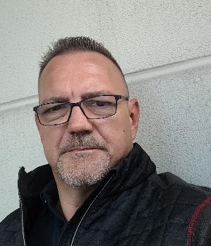 Zum Profil von DirSchi