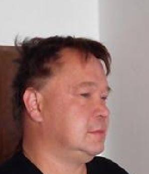 Zum Profil von DoctorRock