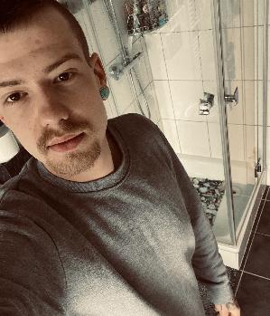 Zum Profil von Dominik978