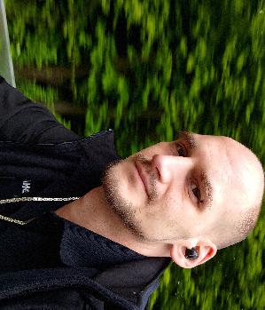 Zum Profil von DrLongon