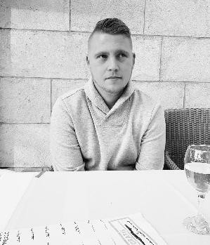 Zum Profil von DrWho9687