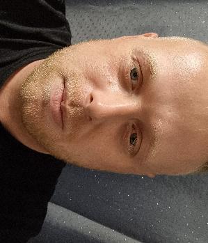 Zum Profil von Enix35