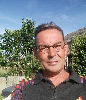 Zum Profil von Falcoooo