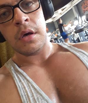 Zum Profil von Fickdich12