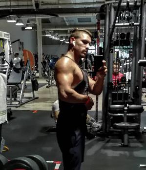 Zum Profil von Fitnessboy1