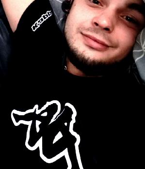Zum Profil von Ge0rge97