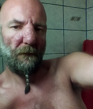 Zum Profil von GeilerPaps17