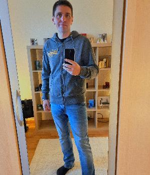 Zum Profil von Groundy83