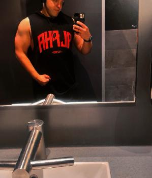 Zum Profil von Gymjunky786