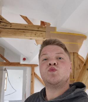 Zum Profil von Halmi1990