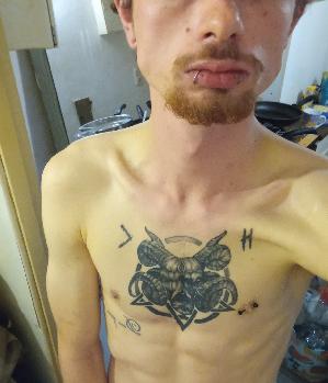 Zum Profil von Helllyboy1245