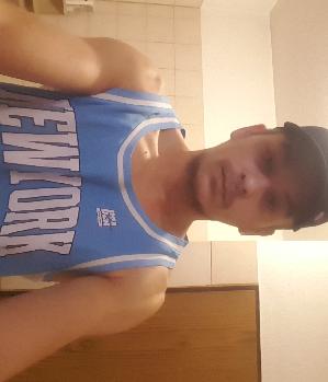 Zum Profil von Hotmen37