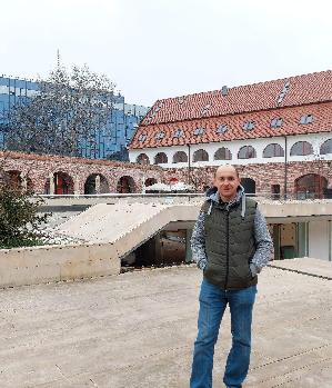 Zum Profil von Ioncri