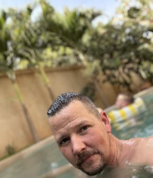 Zum Profil von JohnDoe69