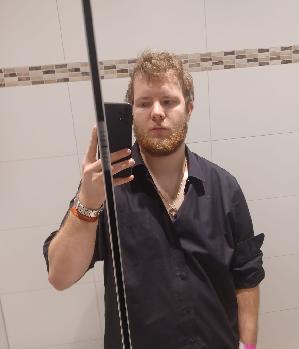 Zum Profil von Jojo123098