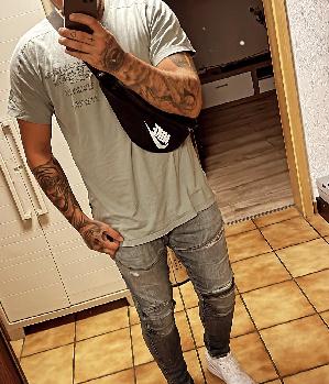 Zum Profil von Jonas92