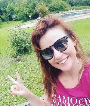 Zum Profil von Julia90