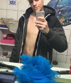 Justin03